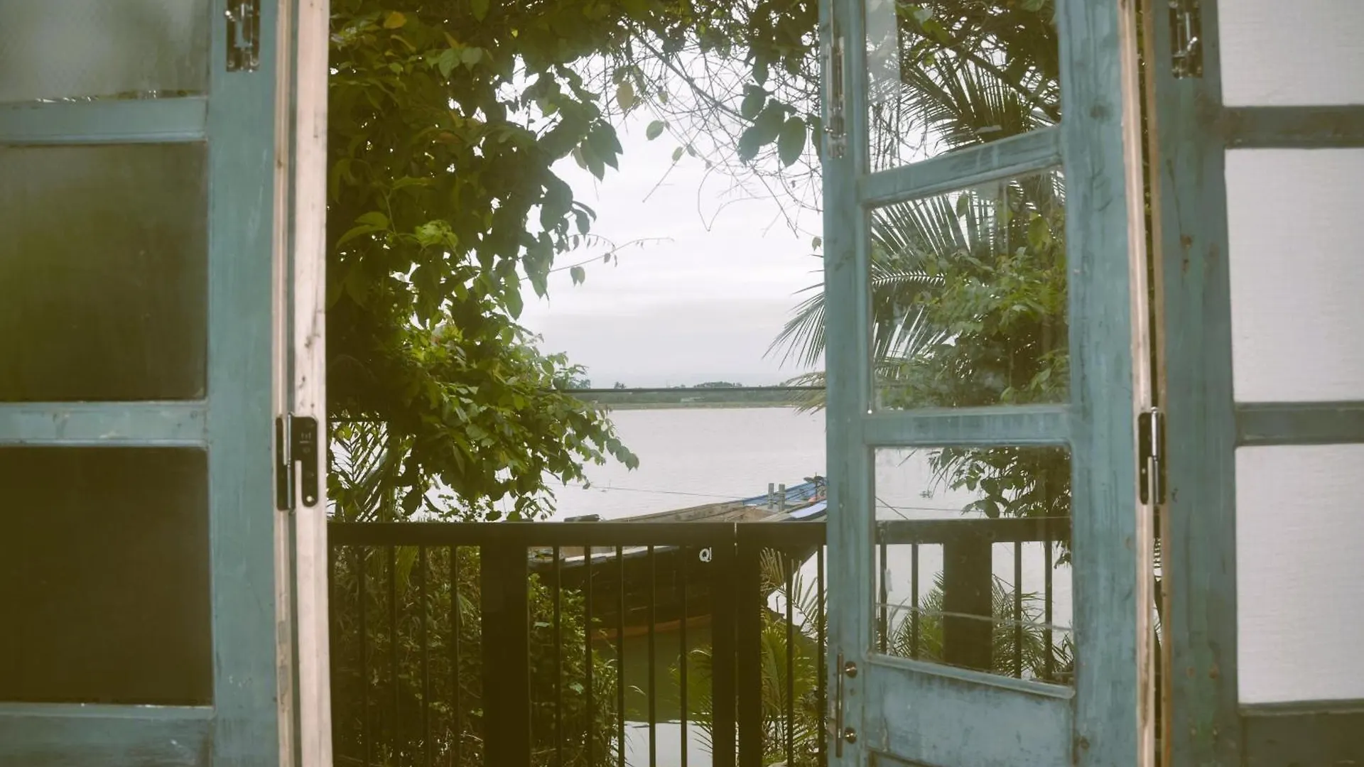 Autumn Bay Retreat Hoi An Hotel