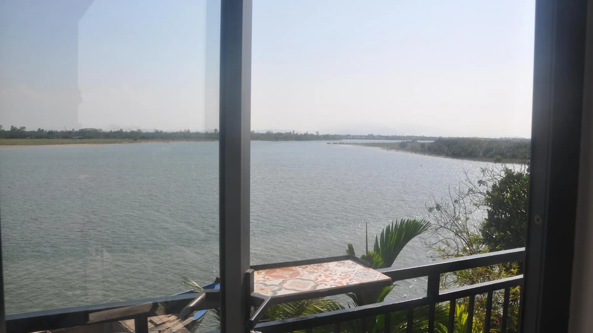 Autumn Bay Retreat Hoi An Hotel