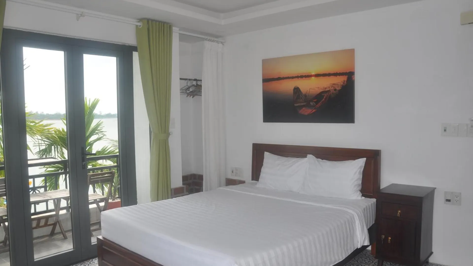 Autumn Bay Retreat Hoi An Hotel